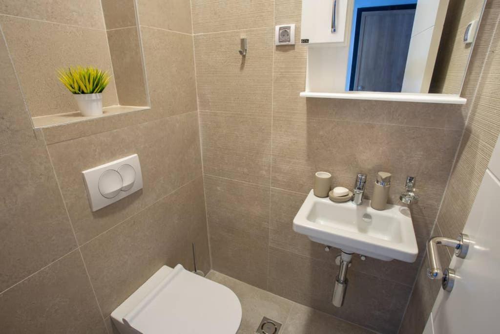 Lina - Pg, Gorica Park View Apartment Podgorica Exterior photo